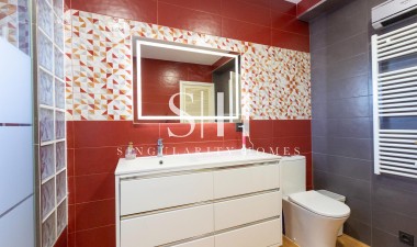 Resale - Villa - Torrevieja - Los balcones