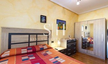 Resale - Villa - Torrevieja - Los balcones