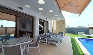 Resale - Villa - Vista Bella Golf Resort - Inland