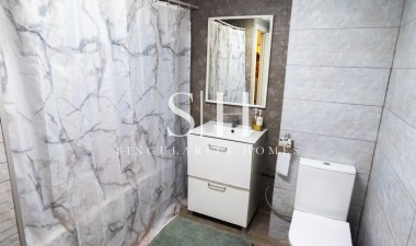 Resale - Villa - Orihuela Costa - Costa Blanca