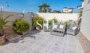 Resale - Villa - Orihuela Costa - Costa Blanca