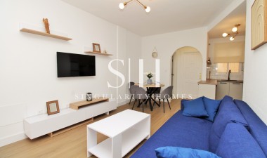 Resale - House - Orihuela Costa - Villamartin