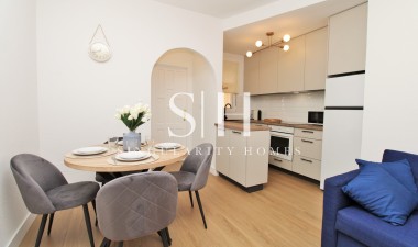 Resale - House - Orihuela Costa - Villamartin