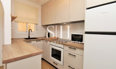 Resale - House - Orihuela Costa - Villamartin