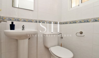 Resale - House - Orihuela Costa - Villamartin