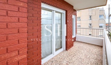 Resale - Apartment / flat - Orihuela Costa - Punta Prima