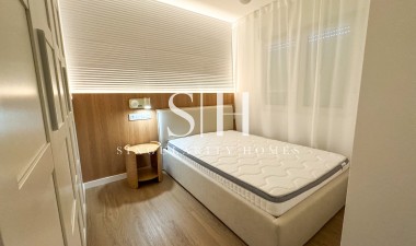 Resale - Apartment / flat - Orihuela Costa - Punta Prima