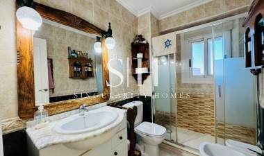 Resale - Apartment / flat - La Mata - Costa Blanca