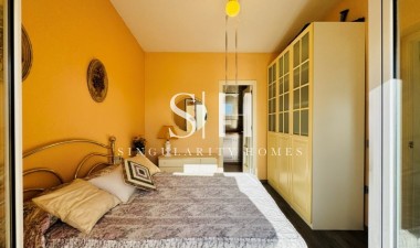 Resale - Apartment / flat - La Mata - Costa Blanca