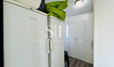 Resale - Apartment / flat - La Mata - Costa Blanca