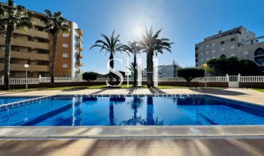 Resale - Apartment / flat - La Mata - Costa Blanca