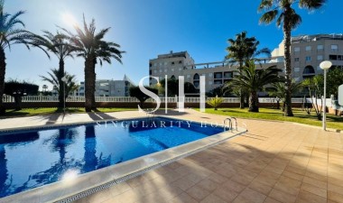 Resale - Apartment / flat - La Mata - Costa Blanca