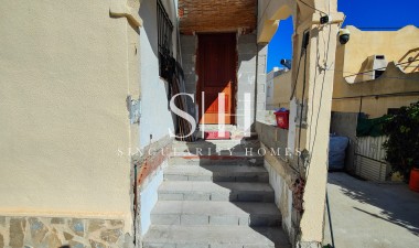 Reventa - Casa - San Miguel de Salinas - Inland