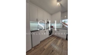 Resale - House - La Rosaleda - Inland