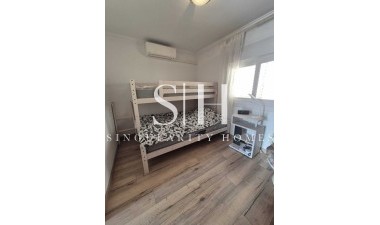 Resale - House - La Rosaleda - Inland