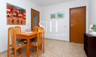Resale - Apartment / flat - Torrevieja - Playa del Cura