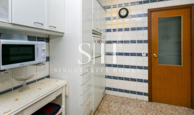 Resale - Apartment / flat - Torrevieja - Playa del Cura