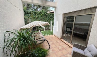 Resale - House - Torrevieja - Punta prima