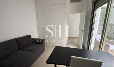 Resale - House - Torrevieja - Punta prima