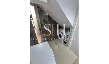 Resale - House - Torrevieja - Punta prima