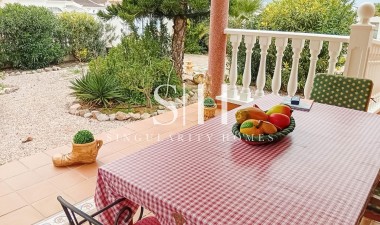 Перепродажа - Villa - Torrevieja - La Siesta - El Salado - Torreta