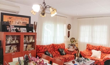 Перепродажа - Villa - Torrevieja - La Siesta - El Salado - Torreta