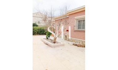 Перепродажа - Villa - Torrevieja - La Siesta - El Salado - Torreta