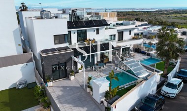 Resale - Villa - San Miguel de Salinas - Mirador De San Miguel