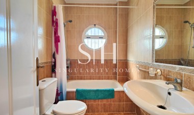 Odsprzedaż - Dom - Orihuela Costa - Costa Blanca