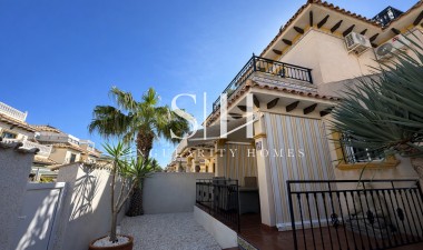 Перепродажа - Casa - Orihuela Costa - Villa's San Jose IV