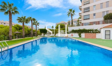 Reventa - Villa - Orihuela Costa - Costa Blanca