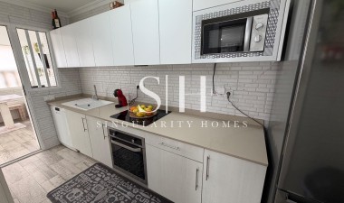 Reventa - Casa - Orihuela Costa - La Zenia