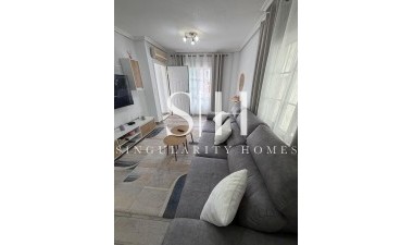 Reventa - Casa - Orihuela Costa - La Zenia