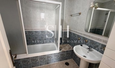 Reventa - Casa - Orihuela Costa - La Zenia