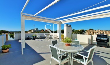 Odsprzedaż - Mieszkanie w bloku - Orihuela Costa - Villamartin