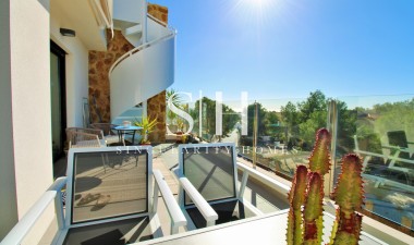 Odsprzedaż - Mieszkanie w bloku - Orihuela Costa - Villamartin