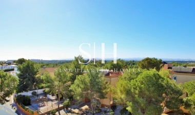 Odsprzedaż - Mieszkanie w bloku - Orihuela Costa - Villamartin