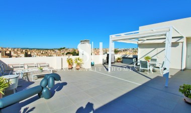 Odsprzedaż - Mieszkanie w bloku - Orihuela Costa - Villamartin