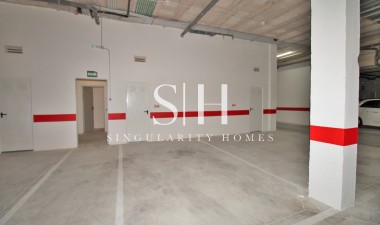 Odsprzedaż - Mieszkanie w bloku - Orihuela Costa - Villamartin