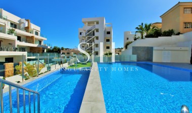 Odsprzedaż - Mieszkanie w bloku - Orihuela Costa - Villamartin