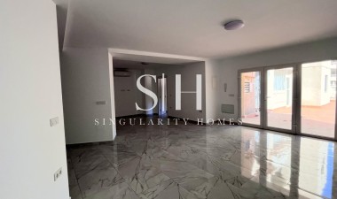 Resale - Bungalow - Torrevieja - Torrevieja*