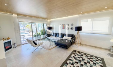 Перепродажа - Villa - Orihuela Costa - Campoamor