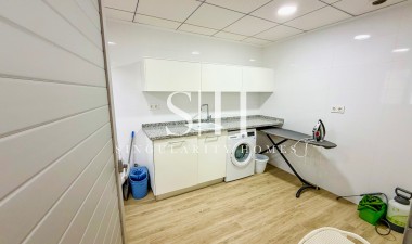 Перепродажа - Villa - Orihuela Costa - Campoamor