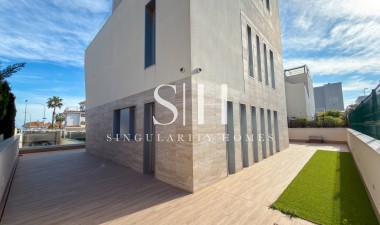 Перепродажа - Villa - Orihuela Costa - Campoamor