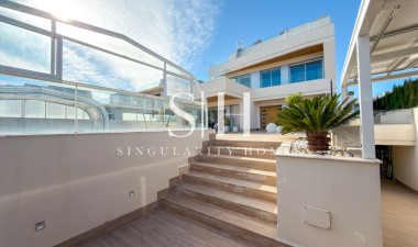 Перепродажа - Villa - Orihuela Costa - Campoamor