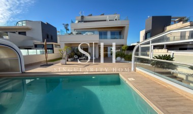 Перепродажа - Villa - Orihuela Costa - Campoamor