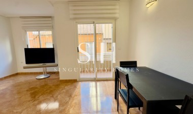 Resale - Apartment / flat - Torrevieja - Centro
