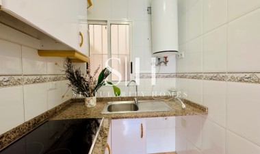 Перепродажа - Квартира / квартира - Torrevieja - Centro