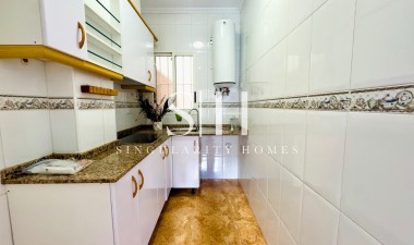 Перепродажа - Квартира / квартира - Torrevieja - Centro