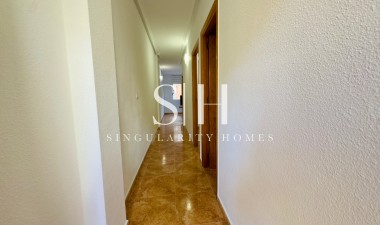 Перепродажа - Квартира / квартира - Torrevieja - Centro